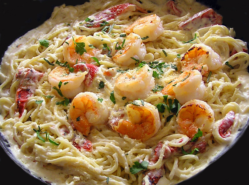 http://theheritagecook.com/wp-content/uploads/2011/03/Creamed-Shrimp-Pasta-Casserole.jpg