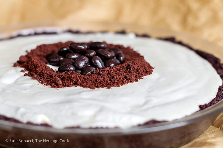 Kahlua Cream Pie with Chocolate Cookie Crust © 2016 Jane Bonacci, The Heritage Cook