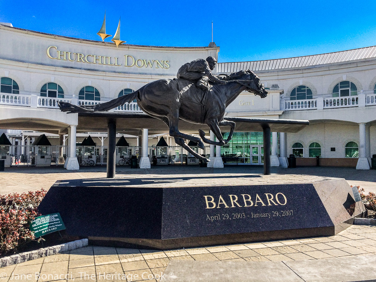 Statue of Barbaro race horse in front of Churchill Downs, home of the Kentucky Derby