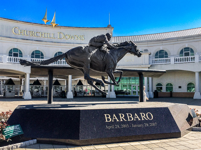 Statue of Barbaro, a winner of the Kentucky Derby