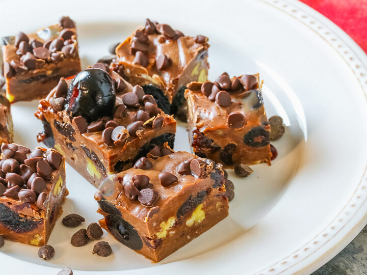 Simple-White-Dark-Chocolate-