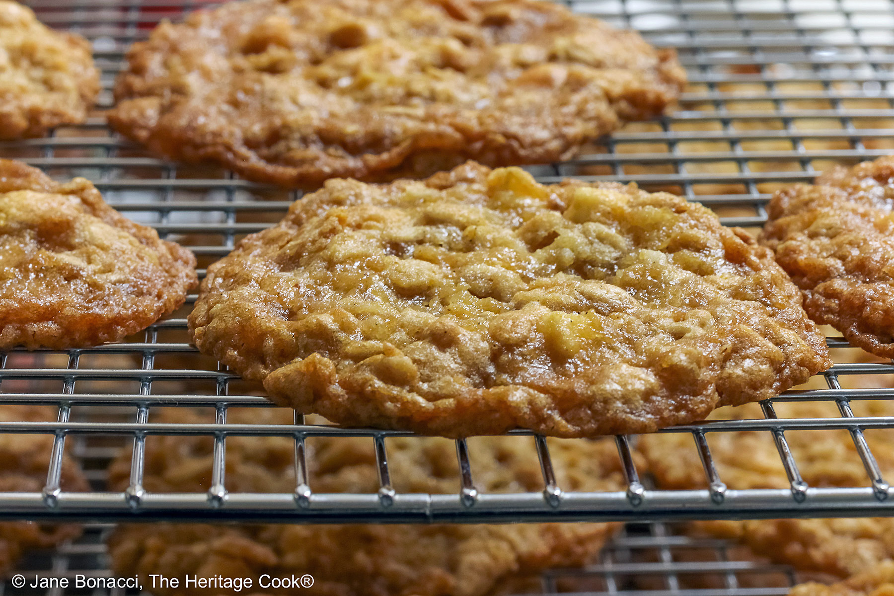 Close up of a cookie on a cooling rack.